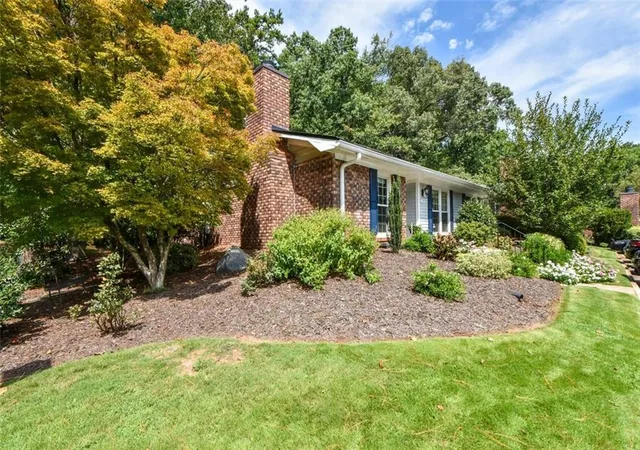 Photo 2 of Townhouse for sale at 1119 Moorestown Cir, Decatur, GA 30033 | MLS# 7821090 | Listing updated on 2026-08-31