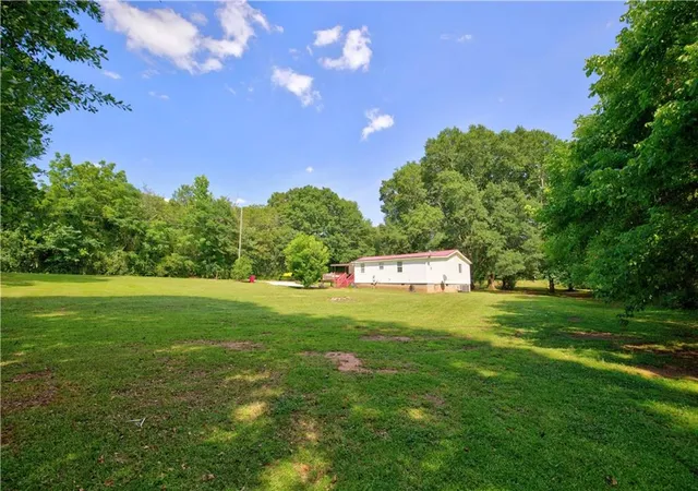 Photo 1 of Sale Pending at 39 Cabin Creek Cir, Commerce, GA 30529 | MLS# 7827379 | Listing updated on 2026-09-24