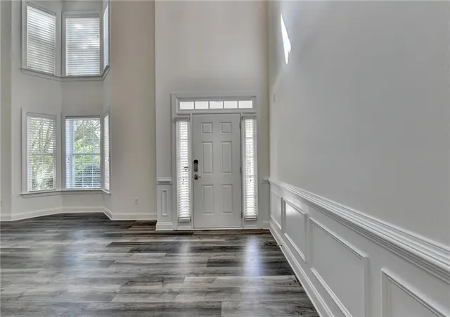 Photo 3 of Sale Pending at 3455 E Gate Dr, Cumming, GA 30041 | MLS# 7827091 | Listing updated on 2026-09-20