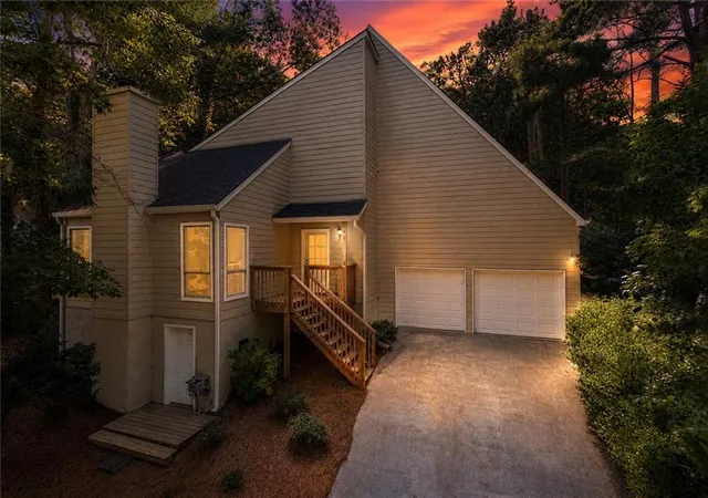 Photo 1 of Single family home for sale at 410 N Eagles Blf, Alpharetta, GA 30022 | MLS# 7814933 | Listing updated on 2026-09-13