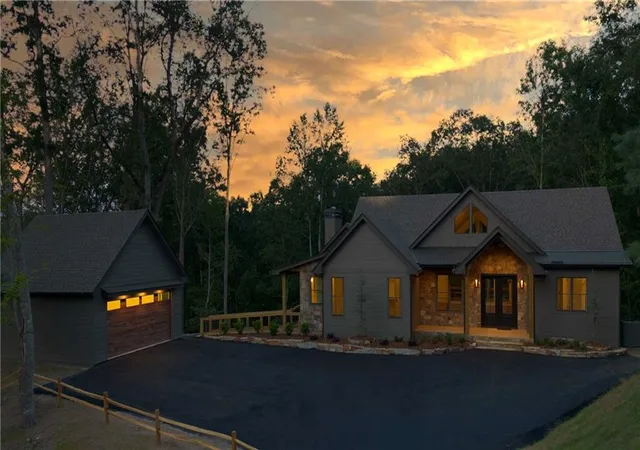 Photo 2 of Single family home for sale at 750 Settlers Ridge Rd, Ellijay, GA 30540 | MLS# 7827467 | Listing updated on 2026-08-27