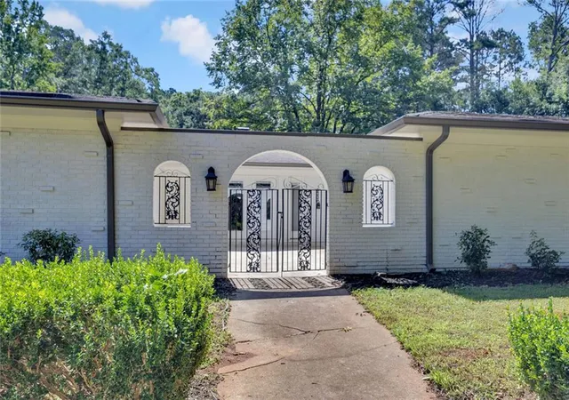 Photo 3 of Sale Pending at 18 Valley Trl, Covington, GA 30014 | MLS# 7807373 | Listing updated on 2026-09-24