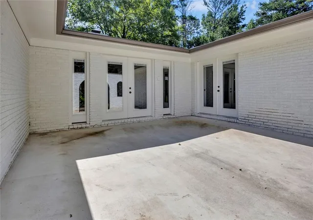Photo 4 of Sale Pending at 18 Valley Trl, Covington, GA 30014 | MLS# 7807373 | Listing updated on 2026-09-24