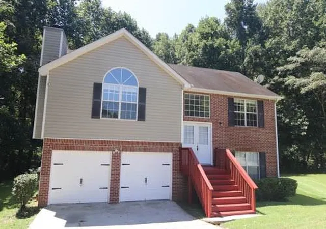 Photo 1 of Sale Pending at 1094 Sugarcreek Way, Riverdale, GA 30296 | MLS# 7826950 | Listing updated on 2026-09-13