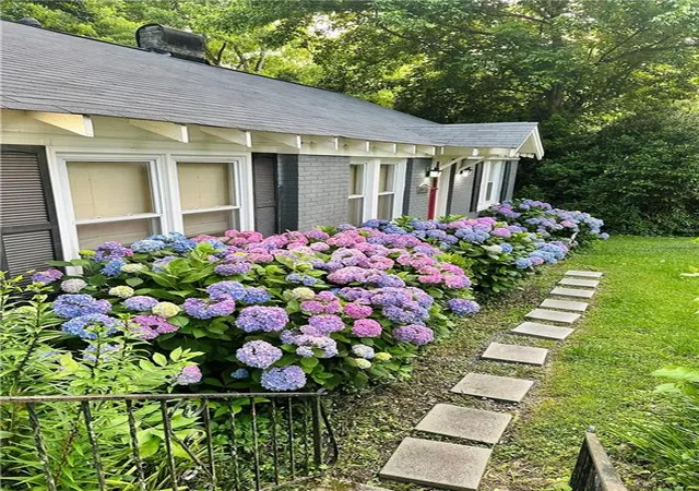 Photo 3 of Sale Pending at 3575 Hill St, Clarkston, GA 30021 | MLS# 7827242 | Listing updated on 2026-08-30