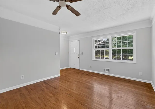 Photo 3 of Single family home for sale at 3589 Creatwood Trl, Smyrna, GA 30080 | MLS# 7827007 | Listing updated on 2026-09-16