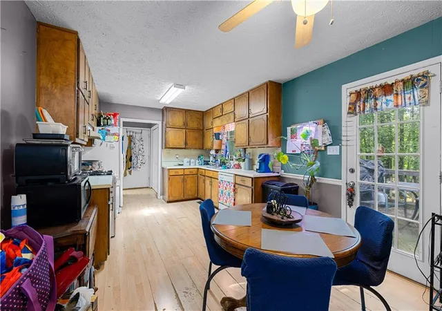 Photo 4 of Single family home for sale at 9330 Hidden Hollow Trl, Jonesboro, GA 30236 | MLS# 7826916 | Listing updated on 2026-08-26