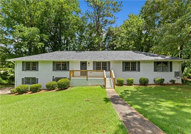 Photo 1 of Single family home for sale at 530 Shay Dr Sw, Marietta, GA 30060 | MLS# 7827082 | Listing updated on 2026-09-11