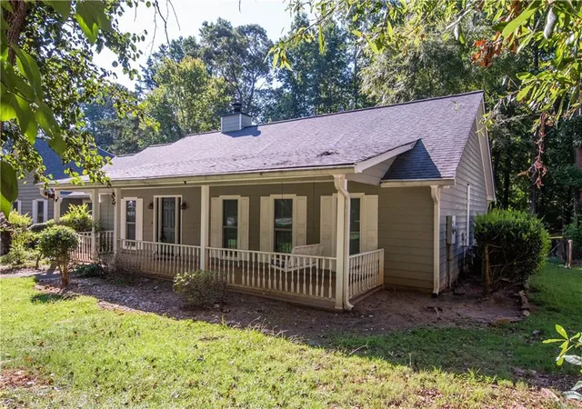 Photo 3 of Single family home for sale at 4731 Shadybrook Wy Se, Conyers, GA 30094 | MLS# 7826753 | Listing updated on 2026-09-12