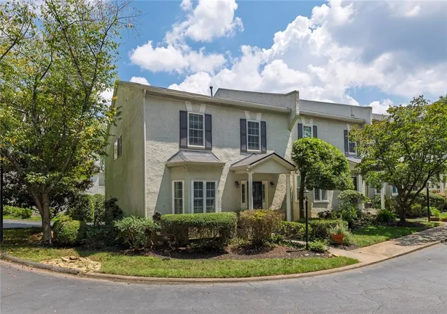 Photo 2 of Townhouse for sale at 5996 Mitchell Rd #21, Sandy Springs, GA 30328 | MLS# 7825423 | Listing updated on 2026-09-14