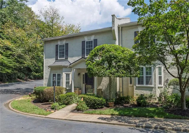 Photo 2 of Townhouse for sale at 5996 Mitchell Rd #21, Sandy Springs, GA 30328 | MLS# 7825423 | Listing updated on 2026-09-14