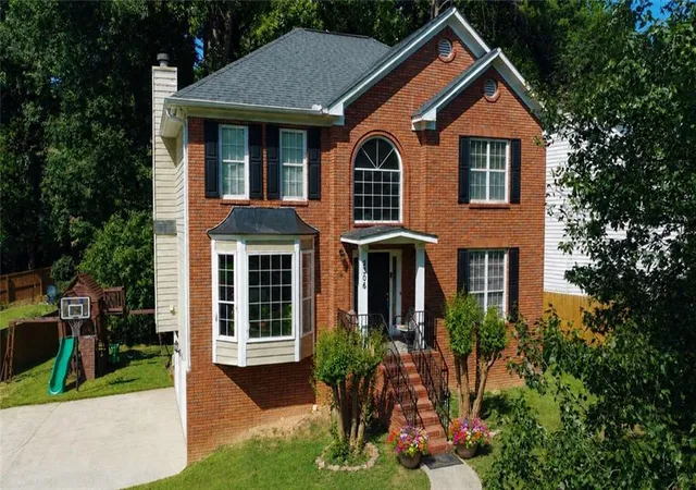 Photo 2 of Single family home for sale at 2306 Luther Ter Sw, Marietta, GA 30064 | MLS# 7827734 | Listing updated on 2026-08-30