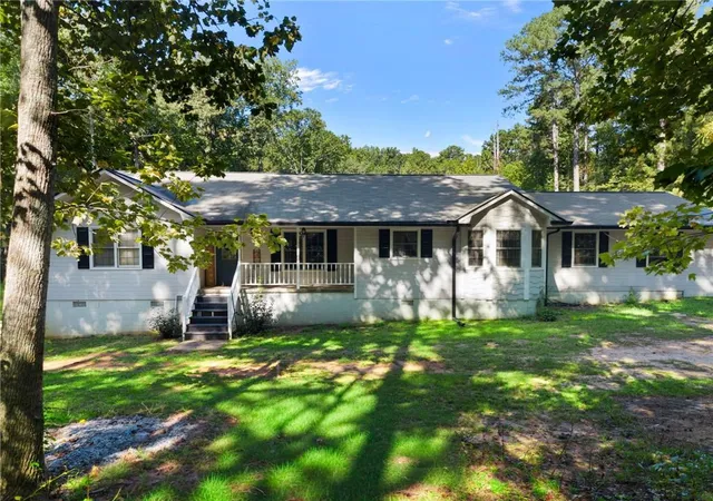Photo 1 of Single family home for sale at 735 Chambers Rd, Mcdonough, GA 30253 | MLS# 7827293 | Listing updated on 2026-08-26