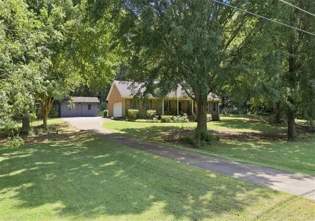 Photo 2 of Sale Pending at 7397 Cave Spring Rd Sw, Cave Spring, GA 30124 | MLS# 7826736 | Listing updated on 2026-09-28