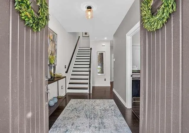 Photo 3 of Townhouse for sale at 883 Tisdale Trl, Marietta, GA 30068 | MLS# 7827855 | Listing updated on 2026-08-27