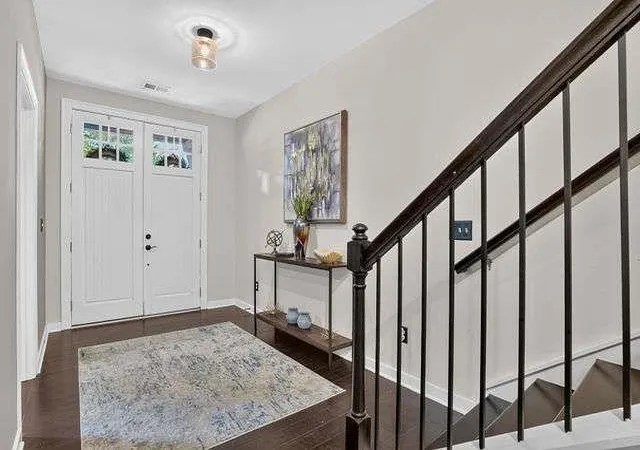 Photo 4 of Townhouse for sale at 883 Tisdale Trl, Marietta, GA 30068 | MLS# 7827855 | Listing updated on 2026-08-27