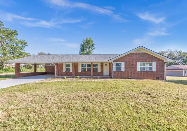 Photo 1 of Sale Pending at 121 Kingston Hwy Nw, Cartersville, GA 30120 | MLS# 7822690 | Listing updated on 2026-10-06