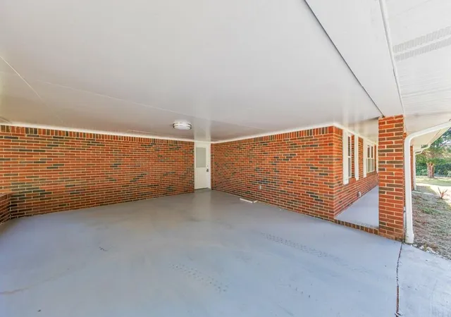 Photo 3 of Sale Pending at 121 Kingston Hwy Nw, Cartersville, GA 30120 | MLS# 7822690 | Listing updated on 2026-10-06