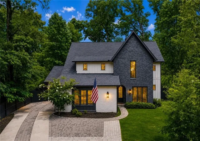 Photo 2 of Single family home for sale at 1376 Lavista Rd Ne, Atlanta, GA 30324 | MLS# 7823365 | Listing updated on 2026-09-09