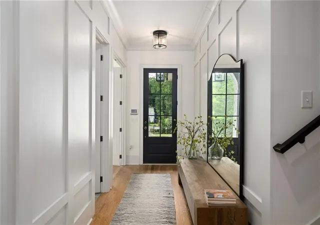 Photo 4 of Single family home for sale at 1376 Lavista Rd Ne, Atlanta, GA 30324 | MLS# 7823365 | Listing updated on 2026-10-13