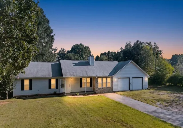 Photo 1 of Single family home for sale at 755 Peeksville Rd, Locust Grove, GA 30248 | MLS# 7827553 | Listing updated on 2026-08-27