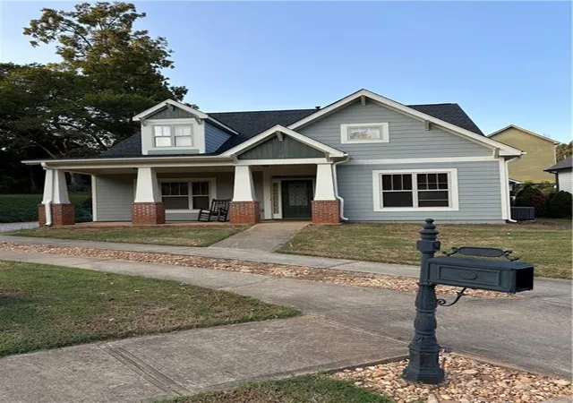 Photo 1 of Single family home for sale at 16 Plum Blossom Ln, Hampton, GA 30228 | MLS# 7827170 | Listing updated on 2026-09-09