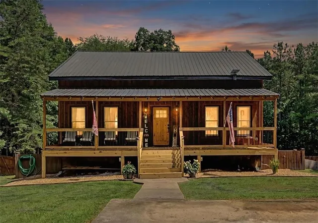 1st image of 335 Dunn Rd, Silver Creek, GA 30173 | MLS# 7828187