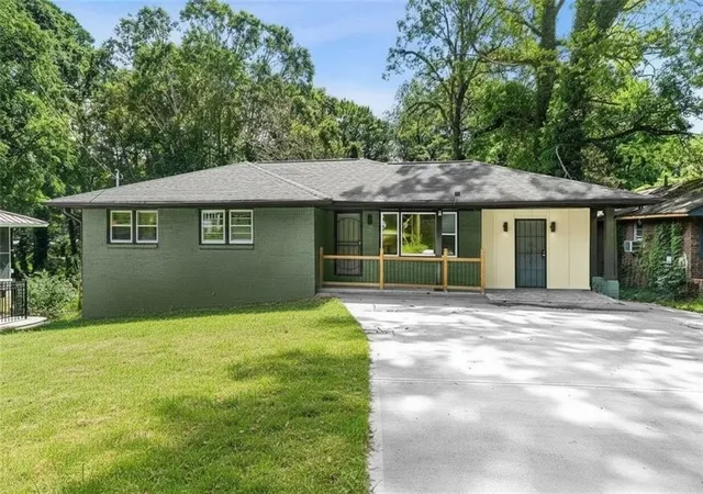 Photo 1 of Single family home for sale at 2908 Browns Mill Rd, Atlanta, GA 30354 | MLS# 7827027 | Listing updated on 2026-08-26