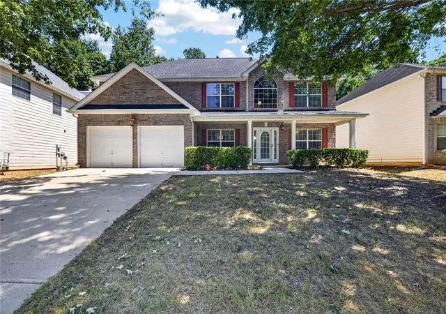 Photo 3 of Single family home for sale at 2900 Chilhowee Dr Sw, Atlanta, GA 30331 | MLS# 7827316 | Listing updated on 2026-10-09