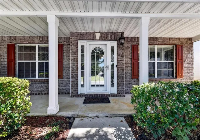 Photo 4 of Single family home for sale at 2900 Chilhowee Dr Sw, Atlanta, GA 30331 | MLS# 7827316 | Listing updated on 2026-10-09