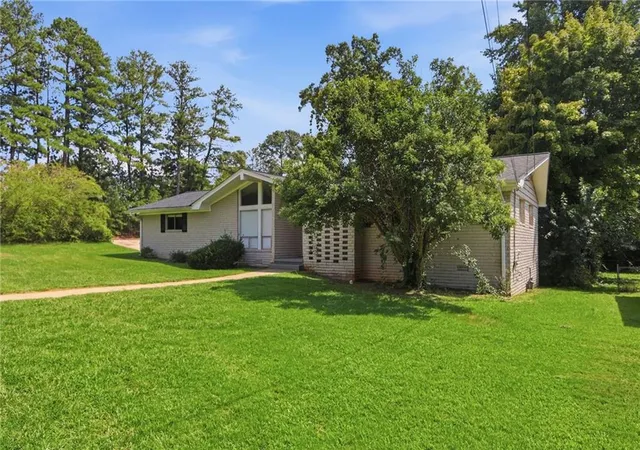 Photo 1 of Sale Pending at 3679 Mecklinburg Pl, Decatur, GA 30032 | MLS# 7825970 | Listing updated on 2026-10-23