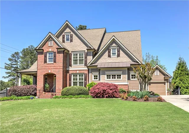 2nd image of 15 Brisbane Dr, Acworth, GA 30101 | MLS# 7822425