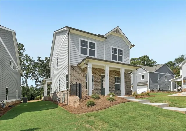 Photo 2 of Single family home for sale at 5218 Tr View Dr, Flowery Branch, GA 30542 | MLS# 7751507 | Listing updated on 2026-09-15
