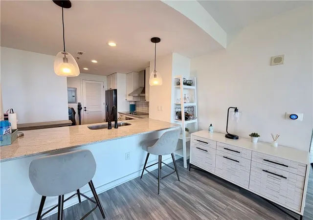 Photo 4 of Condo for sale at 3338 Peachtree Rd Ne #2502, Atlanta, GA 30326 | MLS# 7823080 | Listing updated on 2026-08-27
