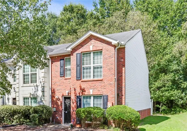 Photo 2 of Sale Pending at 3347 Waldrop Trl, Decatur, GA 30034 | MLS# 7826647 | Listing updated on 2026-09-08