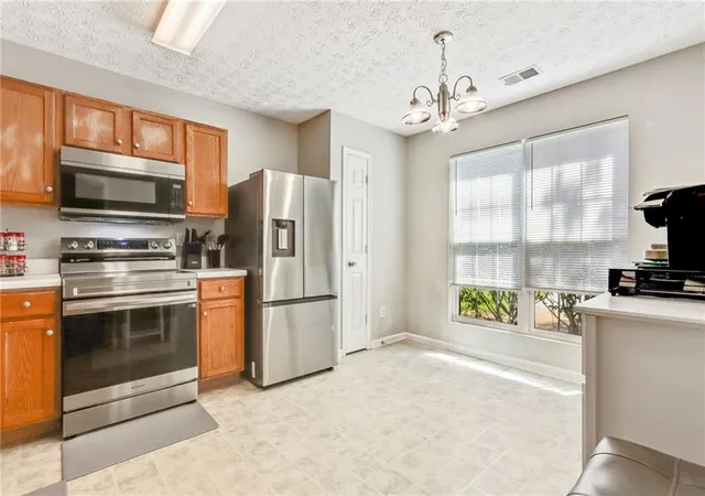 Photo 3 of Sale Pending at 3347 Waldrop Trl, Decatur, GA 30034 | MLS# 7826647 | Listing updated on 2026-09-08