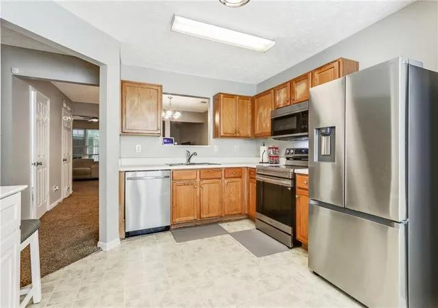 Photo 4 of Sale Pending at 3347 Waldrop Trl, Decatur, GA 30034 | MLS# 7826647 | Listing updated on 2026-09-08