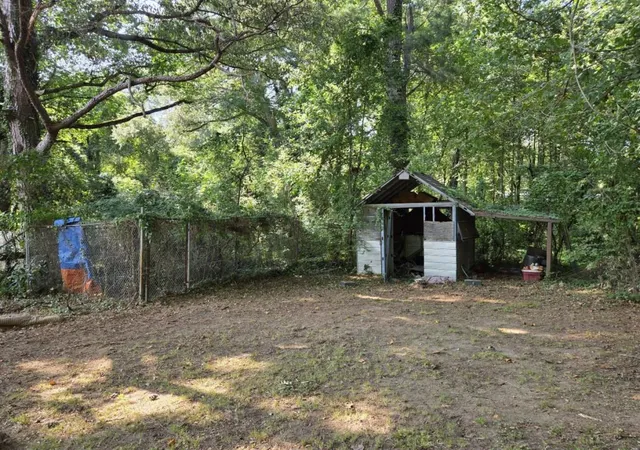 Photo 11 of Sale Pending at 1004 Astor Ave, Forest Park, GA 30297 | MLS# 7826949 | Listing updated on 2026-08-28