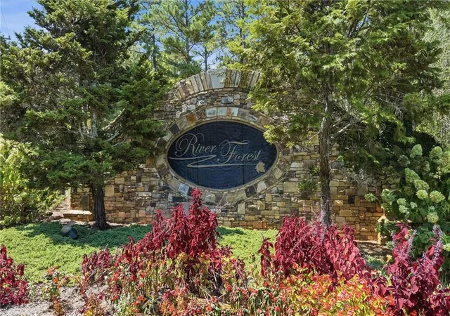 Photo 2 of Sale Pending at 123 Fairway Run, Forsyth, GA 31029 | MLS# 7822952 | Listing updated on 2026-09-13