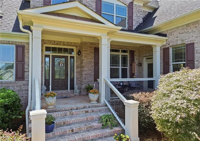 Photo 3 of Sale Pending at 123 Fairway Run, Forsyth, GA 31029 | MLS# 7822952 | Listing updated on 2026-09-13