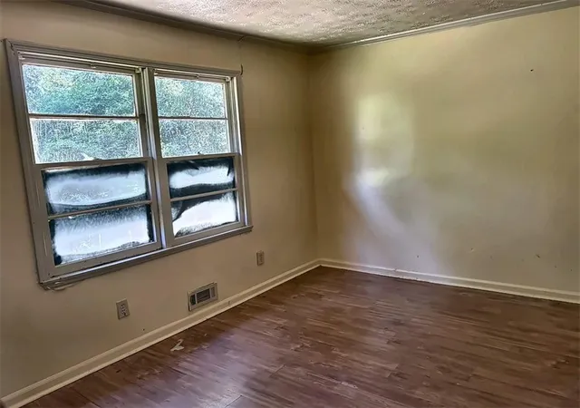 Photo 3 of Multi family home for sale at 7126 Pineview Dr Sw, Covington, GA 30014 | MLS# 7827174 | Listing updated on 2026-09-18