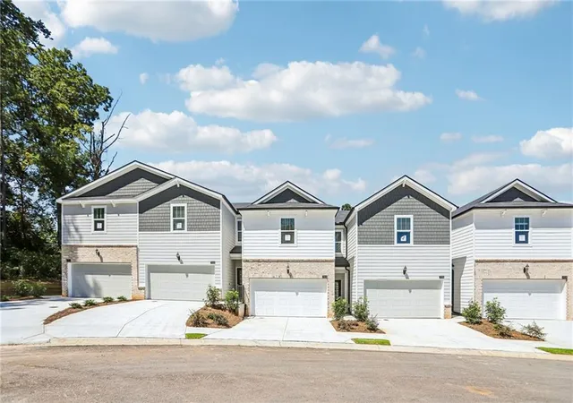Photo 2 of Townhouse for sale at 7856 Marie Way, Fairburn, GA 30213 | MLS# 7817580 | Listing updated on 2026-10-28