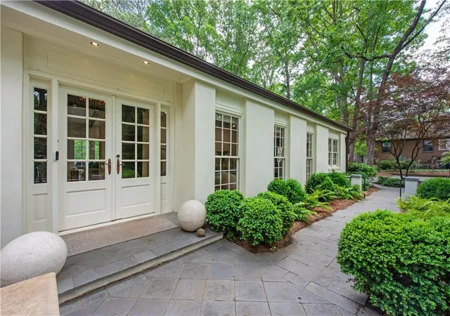 Photo 2 of Sale Pending at 4189 Harrogate Dr Nw, Atlanta, GA 30327 | MLS# 7826459 | Listing updated on 2026-09-01