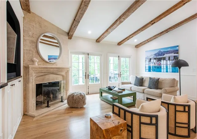 Photo 3 of Sale Pending at 4189 Harrogate Dr Nw, Atlanta, GA 30327 | MLS# 7826459 | Listing updated on 2026-09-01