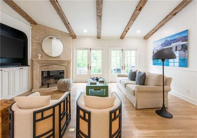 Photo 4 of Sale Pending at 4189 Harrogate Dr Nw, Atlanta, GA 30327 | MLS# 7826459 | Listing updated on 2026-09-01