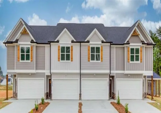 Photo 2 of Townhouse for sale at 6362 Pine Ridge, Lula, GA 30554 | MLS# 7803747 | Listing updated on 2026-08-26