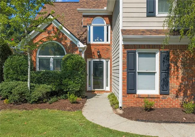 Photo 2 of Single family home for sale at 1005 Brentmoor Ln Nw, Kennesaw, GA 30144 | MLS# 7826598 | Listing updated on 2026-09-12