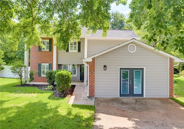 Photo 2 of Single family home for sale at 4783 Burford Ct Nw, Acworth, GA 30102 | MLS# 7826811 | Listing updated on 2026-08-31