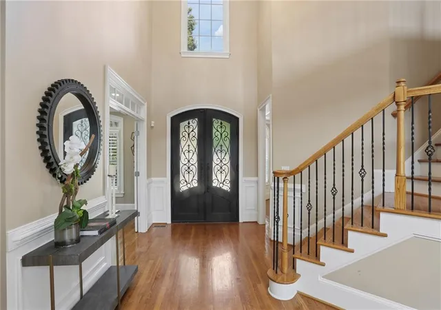 Photo 4 of Single family home for sale at 2005 Granbury Ct, Cumming, GA 30041 | MLS# 7817074 | Listing updated on 2026-09-27