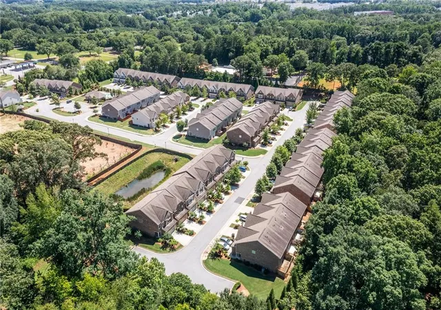 56th image of 1467 Lanier Vista Dr, Buford, GA 30518 | MLS# 7814198